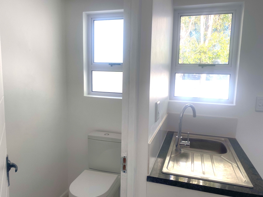 To Let 1 Bedroom Property for Rent in Knysna Central Western Cape